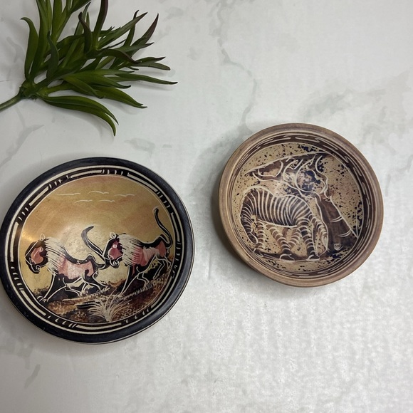 Unique African Soapstone Bowls - Picture 6 of 6